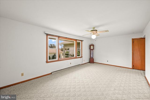 3998 PALMER AVE, York, PA 17408