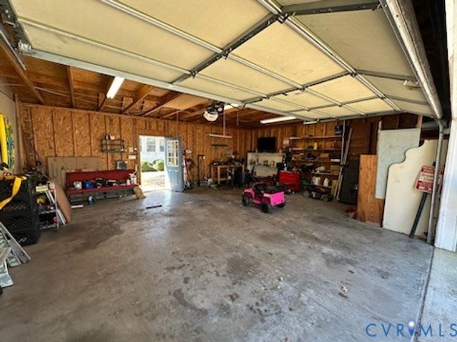 5013 Caledonia Rd, Richmond, VA 23225