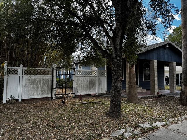 200 W 5th St, Alice, TX 78332