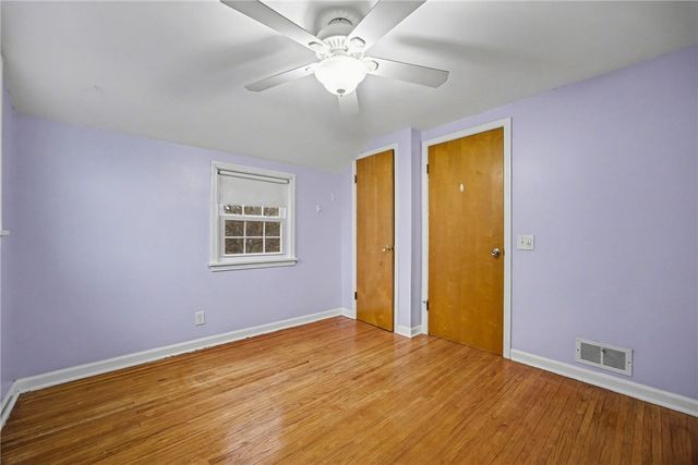 19 Maryvale Dr, Webster, NY 14580