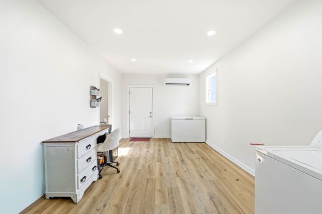 105 Farris Creek Bridge Rd, Belvidere, TN 37306