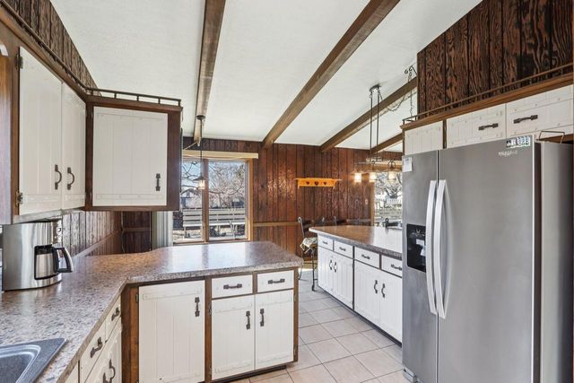 8126 203rd AVENUE, Bristol, WI 53104