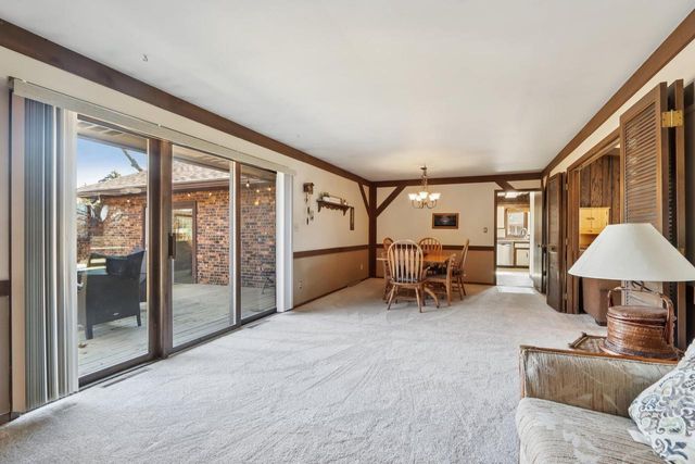 8126 203rd AVENUE, Bristol, WI 53104