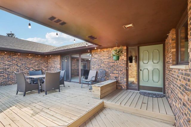 8126 203rd AVENUE, Bristol, WI 53104