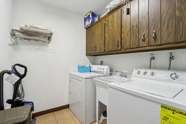 8126 203rd AVENUE, Bristol, WI 53104