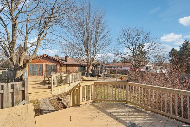 8126 203rd AVENUE, Bristol, WI 53104