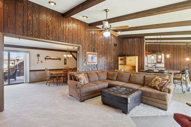 8126 203rd AVENUE, Bristol, WI 53104