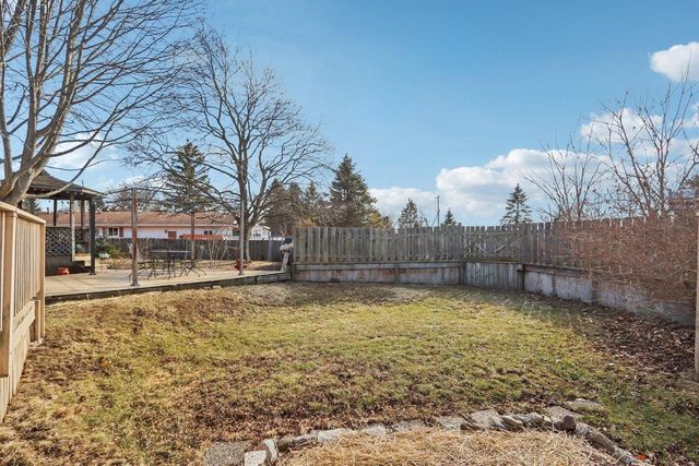 8126 203rd AVENUE, Bristol, WI 53104