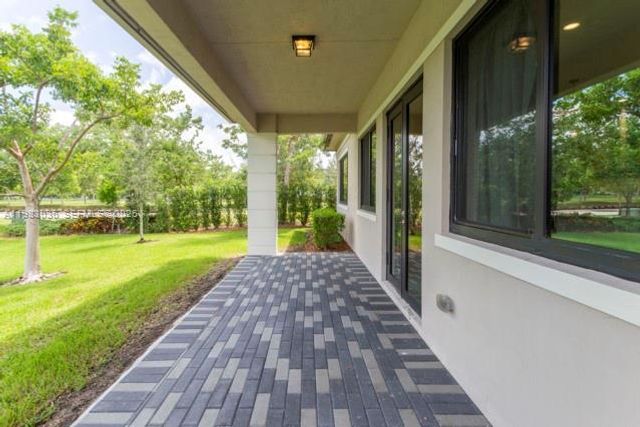 10705 Pacifica Way, Parkland, FL 33076