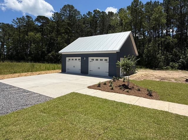 407 Sandridge Acres Trail, Holly Hill, SC 29059