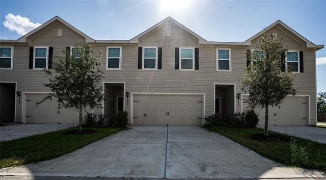 212 Autumn Berry Lane, Brookshire, TX 77423