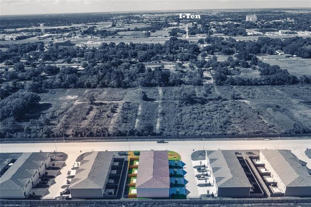 212 Autumn Berry Lane, Brookshire, TX 77423