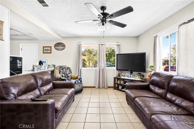 8636 Terrie Ter, Jurupa Valley, CA 92509