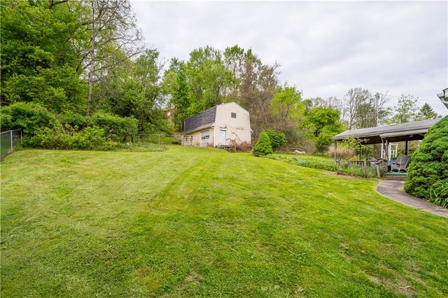 2312 Lake Avenue, Hampton, PA 15101