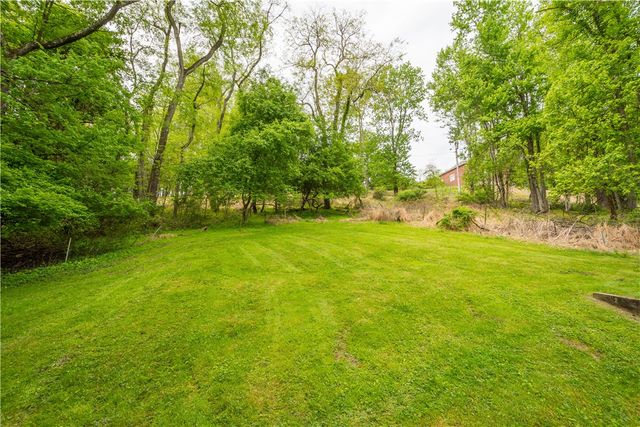 2312 Lake Avenue, Hampton, PA 15101