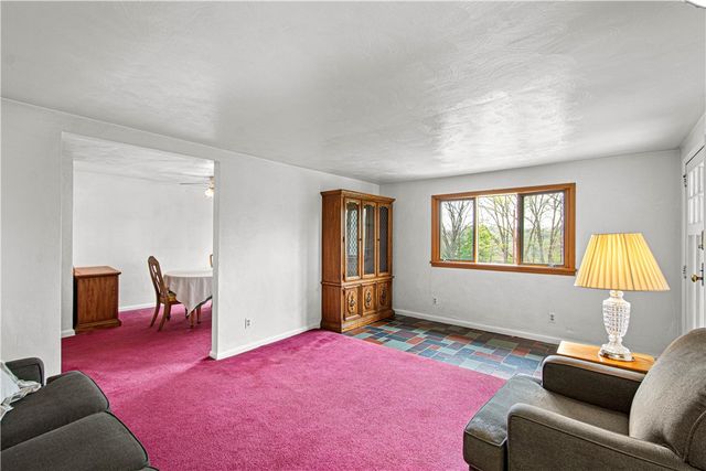 2312 Lake Avenue, Hampton, PA 15101