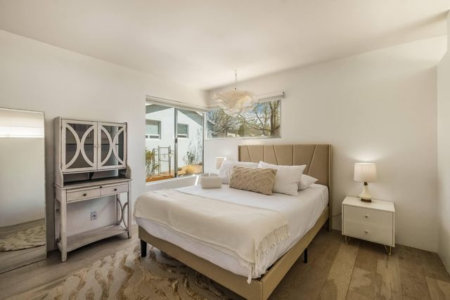409 RIDGE Place NE, Albuquerque, NM 87106