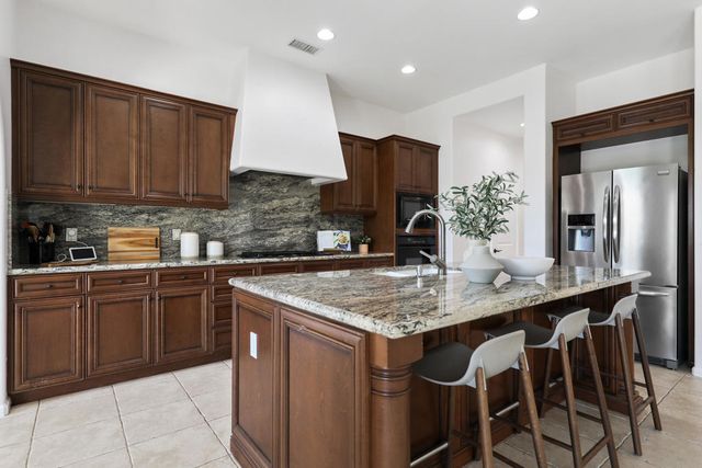 81961 Contento Street, La Quinta, CA 92253