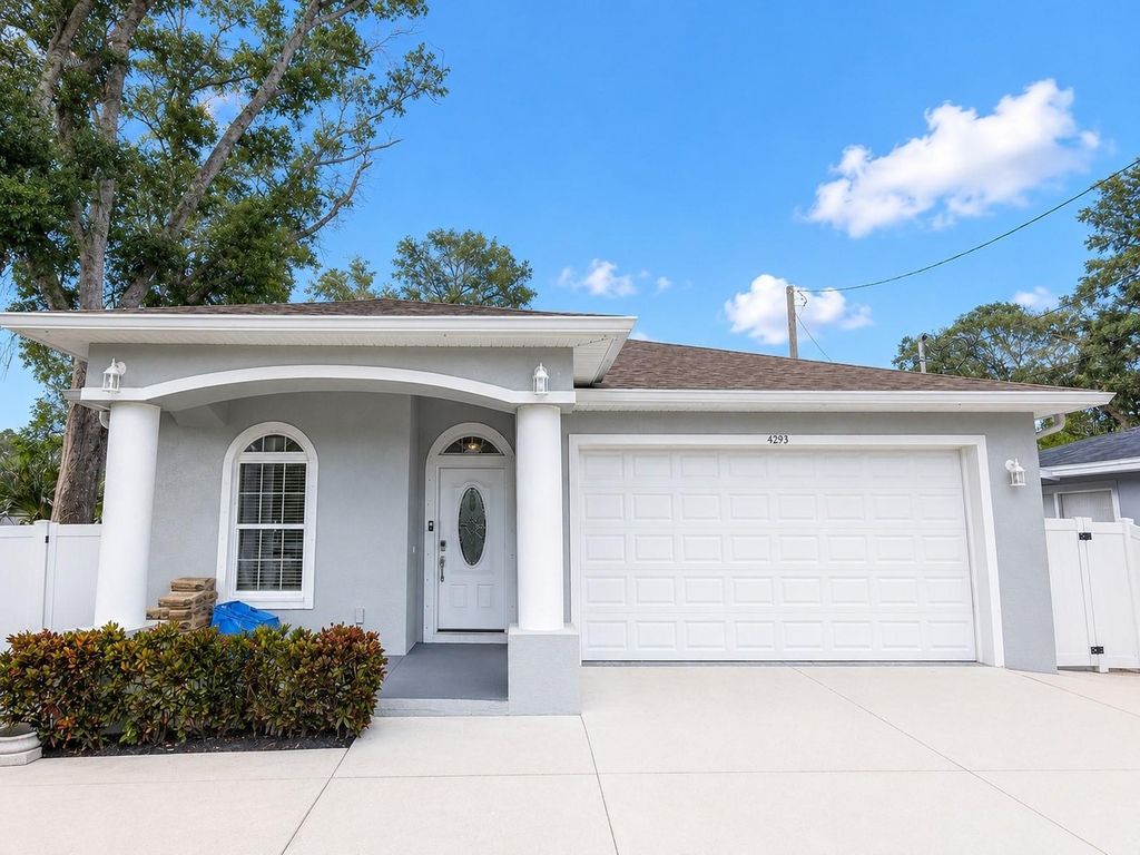 Image 1 of property listing at 4293 W HUMPHREY STREET, Tampa, FL 33614