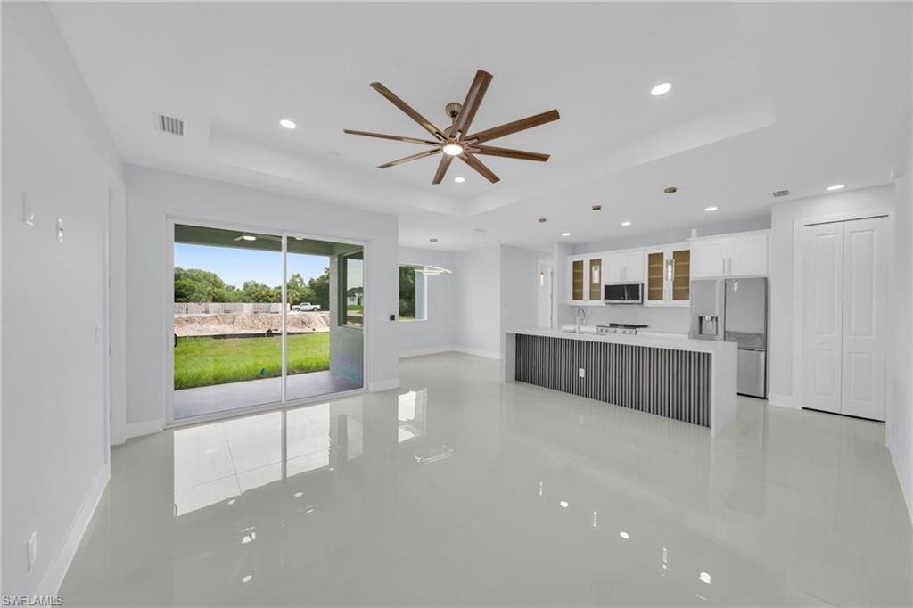 4119 17th ST SW, LEHIGH ACRES, FL 33976 — photo 4