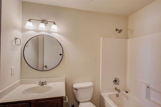 7802 Arkan Parkway, Dallas, TX 75241