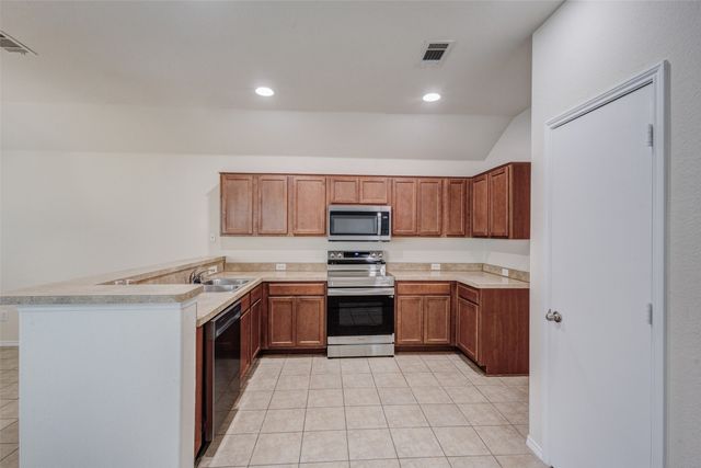 7802 Arkan Parkway, Dallas, TX 75241