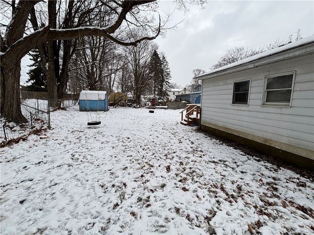 74 Atwater Street, Manchester, NY 14537