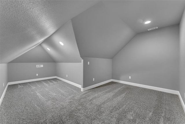 40 E Cydnee Street, Fayetteville, AR 72703