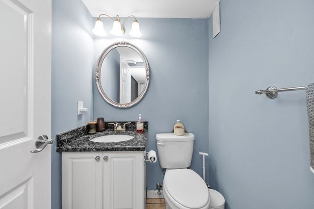 42 Eighth 3315, Boston, MA 02129