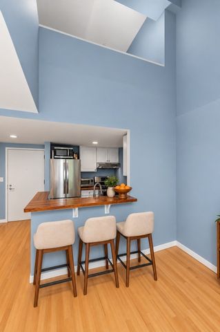 42 Eighth 3315, Boston, MA 02129