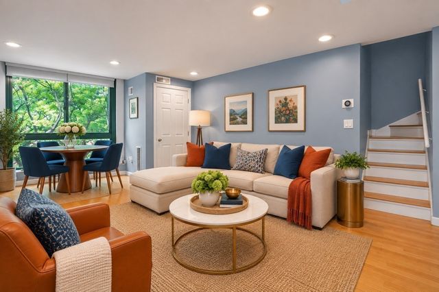 42 Eighth 3315, Boston, MA 02129