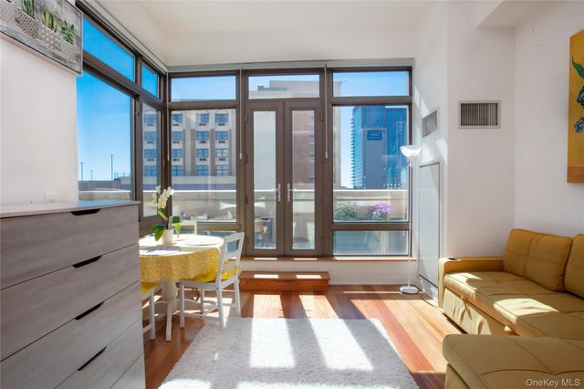 175 Huguenot Street 703, New Rochelle, NY 10801