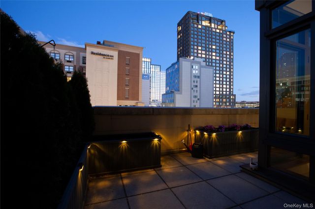 175 Huguenot Street 703, New Rochelle, NY 10801