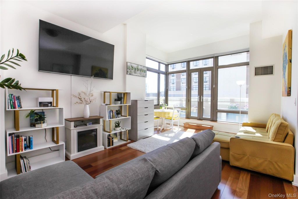 175 Huguenot Street 703, New Rochelle, NY 10801