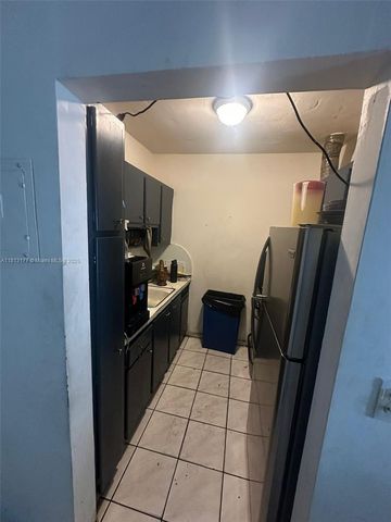 100 NW 204th St 3, Miami Gardens, FL 33169