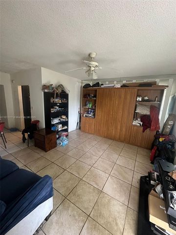 100 NW 204th St 3, Miami Gardens, FL 33169