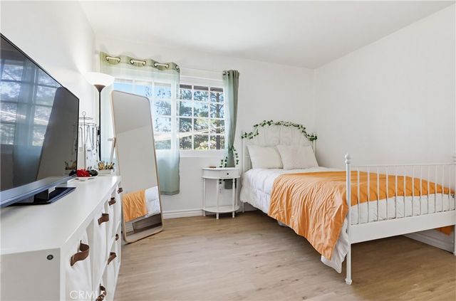 27729 Calypso, Canyon Country, CA 91351