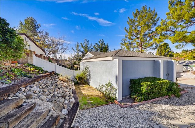 27729 Calypso, Canyon Country, CA 91351