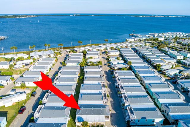 122 NE Bay Drive, Jensen Beach, FL 34957