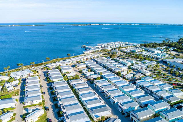 122 NE Bay Drive, Jensen Beach, FL 34957