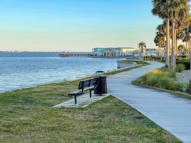 122 NE Bay Drive, Jensen Beach, FL 34957