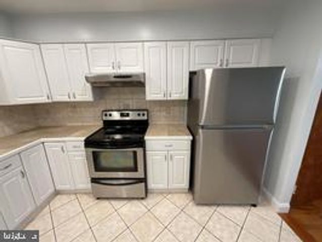 8214 WILLIAMS AVE, Philadelphia, PA 19150