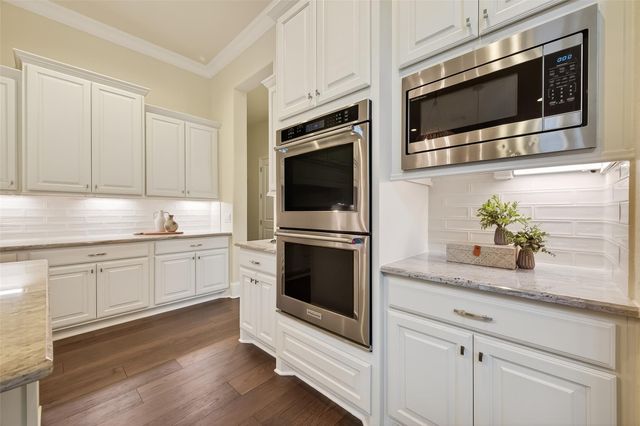 2330 Red Fox Drive, Missouri City, TX 77459