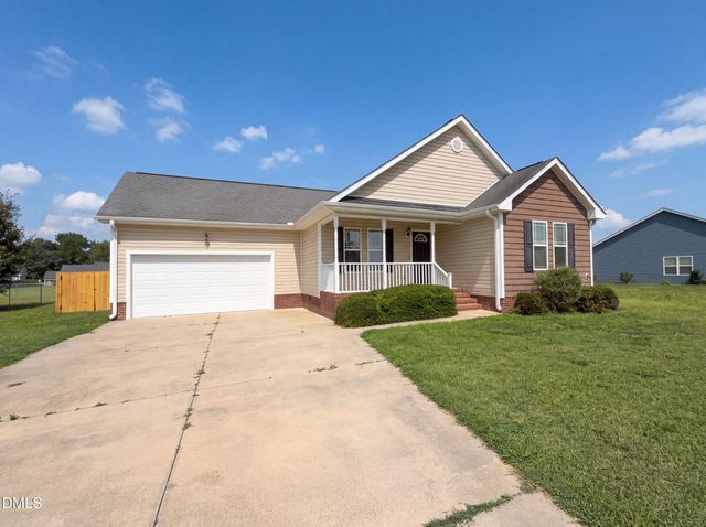 208 Settlers Pointe Drive, Pikeville, NC 27863
