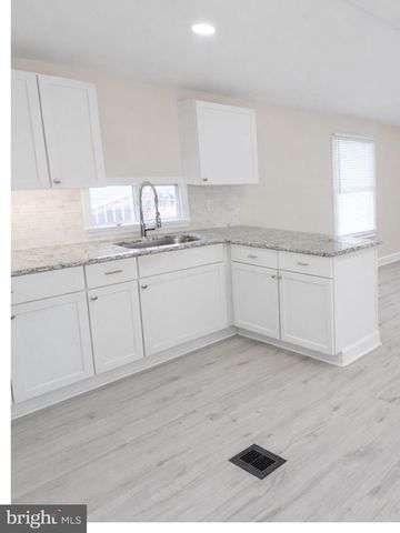 885 BUTTONWOOD AVE, Spring City, PA 19475