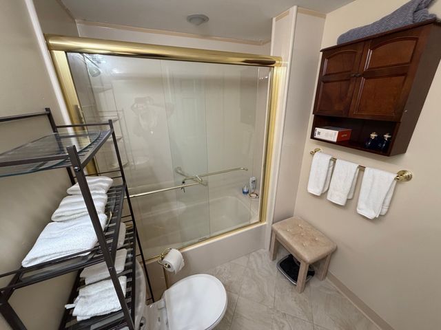 2001 Marina Dr 712, Quincy, MA 02171