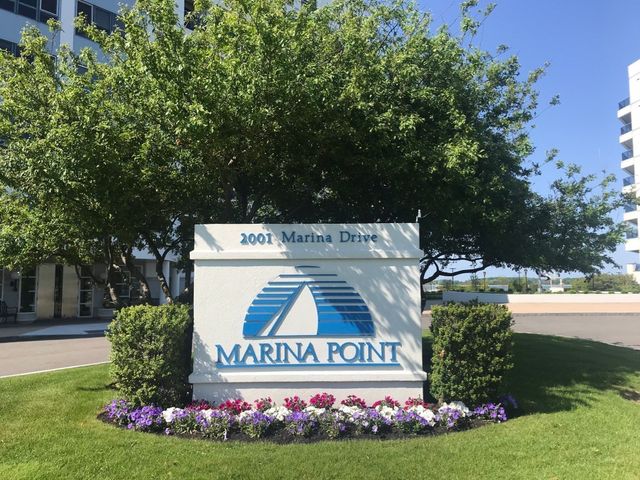 2001 Marina Dr 712, Quincy, MA 02171