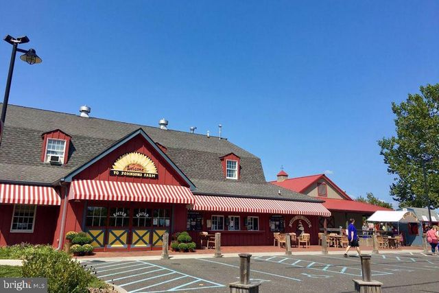 114 HEADWATER DR, Medford, NJ 08055