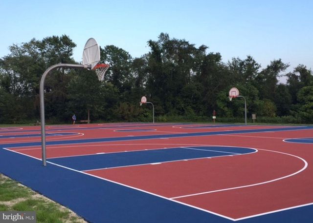 114 HEADWATER DR, Medford, NJ 08055