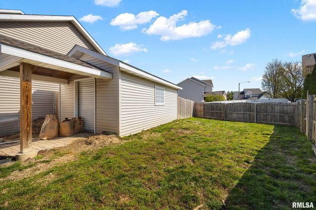 1130 BELSLY Way, Metamora, IL 61548